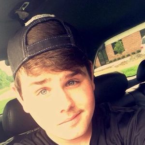 Meet your Posher, Evan